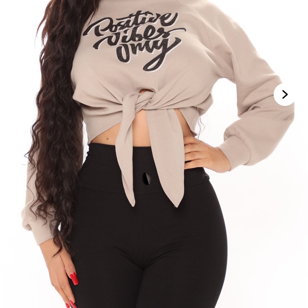 ✌🏾Women's positive vibes Tie-Front Top ✌🏾